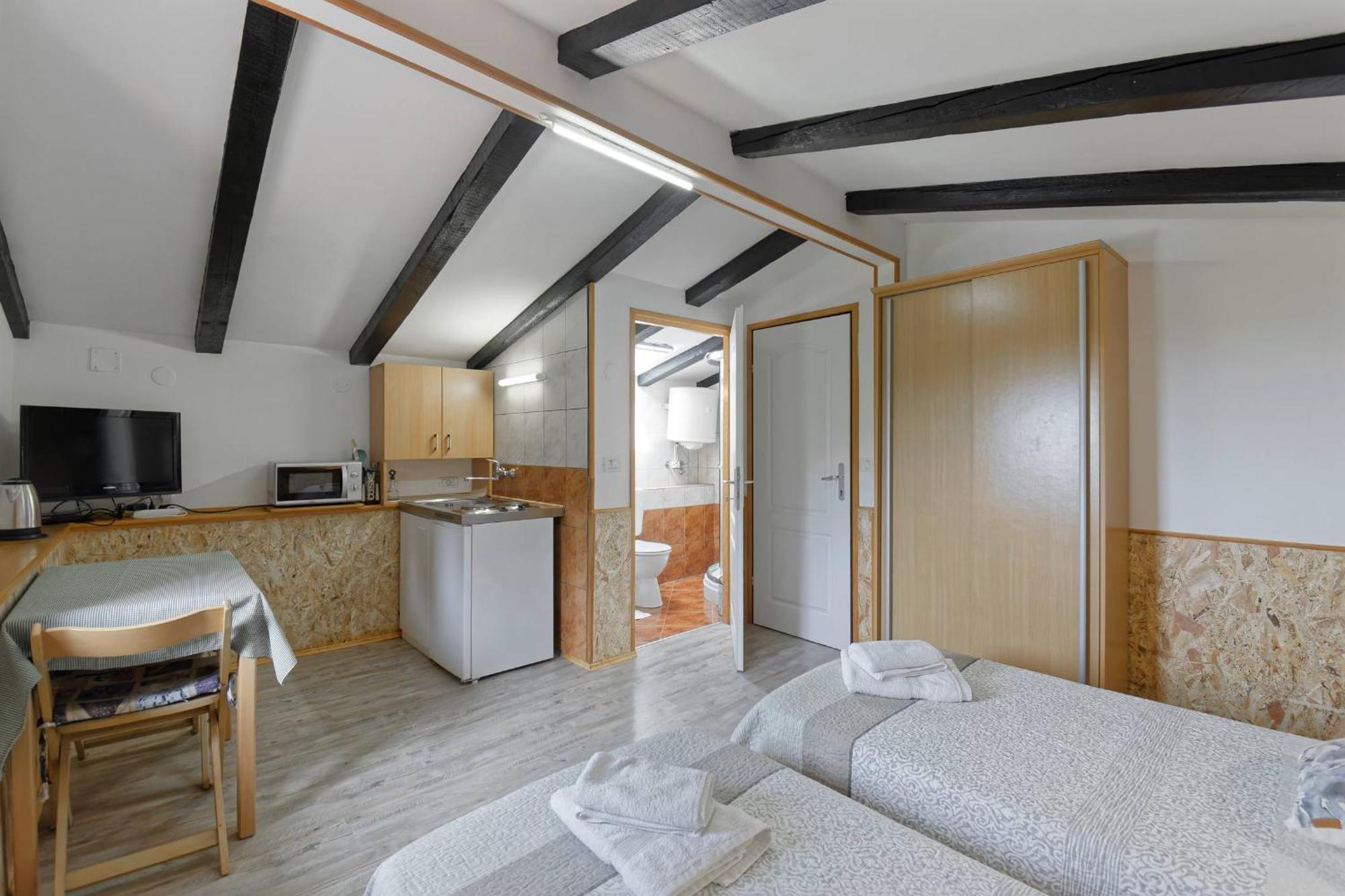 Apartments Smile By Rent Istria Grožnjan Eksteriør billede